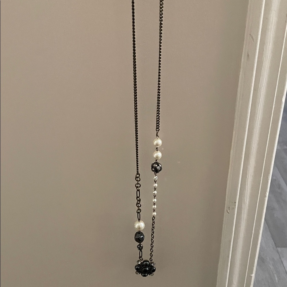 Lia Sophia Black and White Necklace - Picture 8 of 9